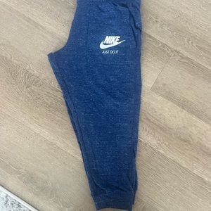 Nike capri joggers